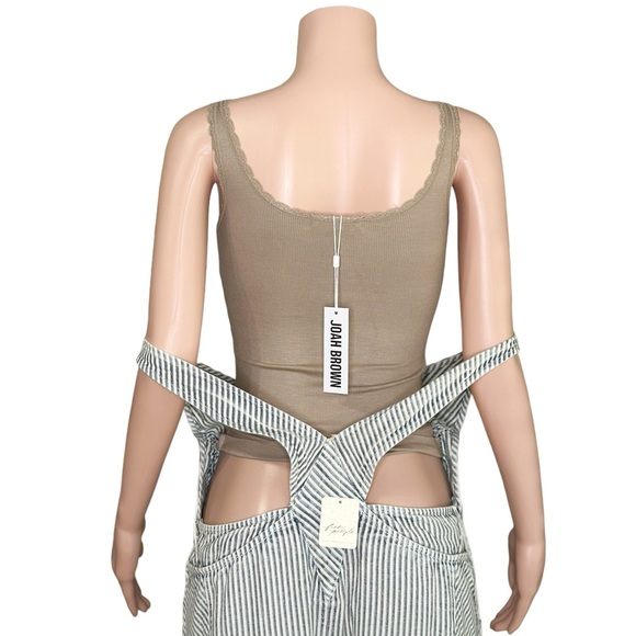 JOAH BROWN Scoop Neck Tank W/ Lace Trim, Taupe Rib, SM - Picture 10 of 11